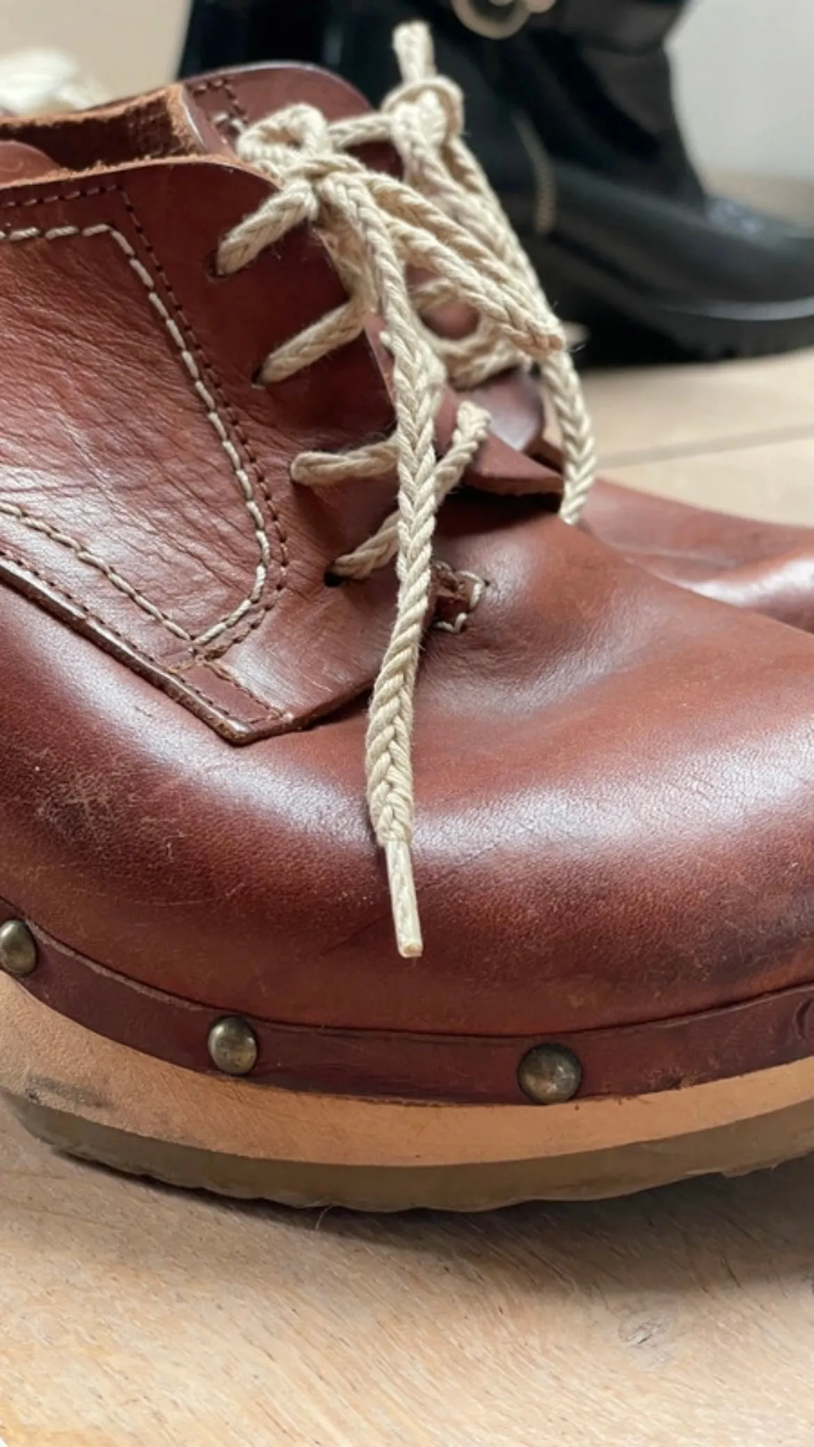 70s Leather Clogs