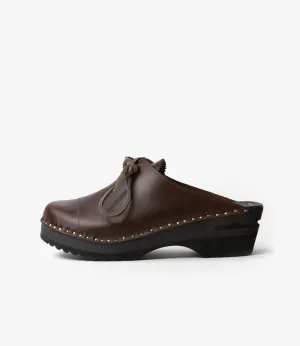 Alps Centre Lace Clog – Brown Leather