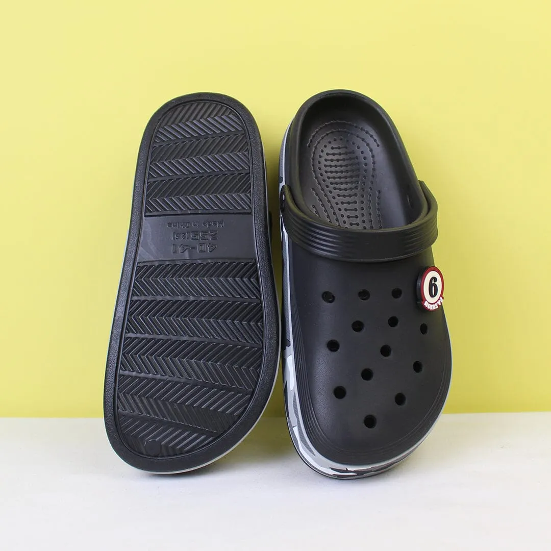 Attractive Black Themed Clogs