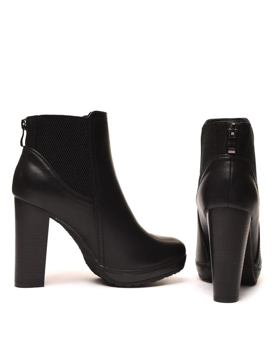 Bottines noires à talons avec élastiques