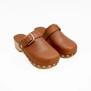 Camel Leather Clogs - Briffa x Entrudo