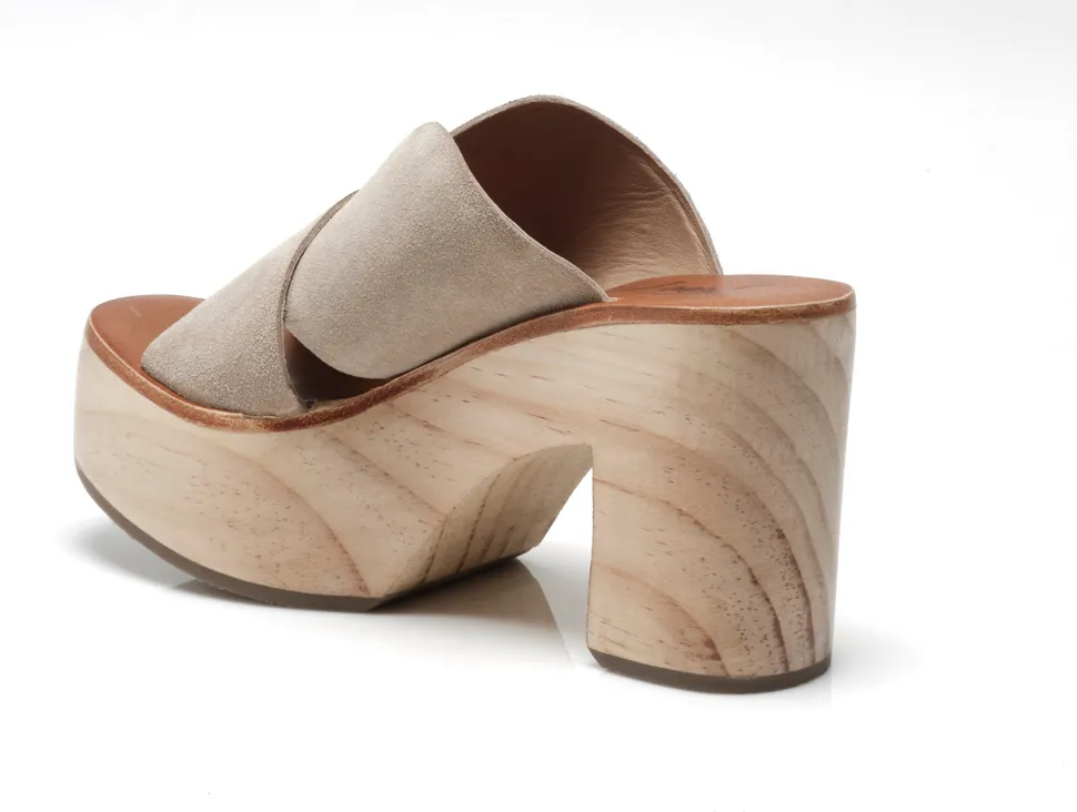 Crisscross Wooden Platform Clog