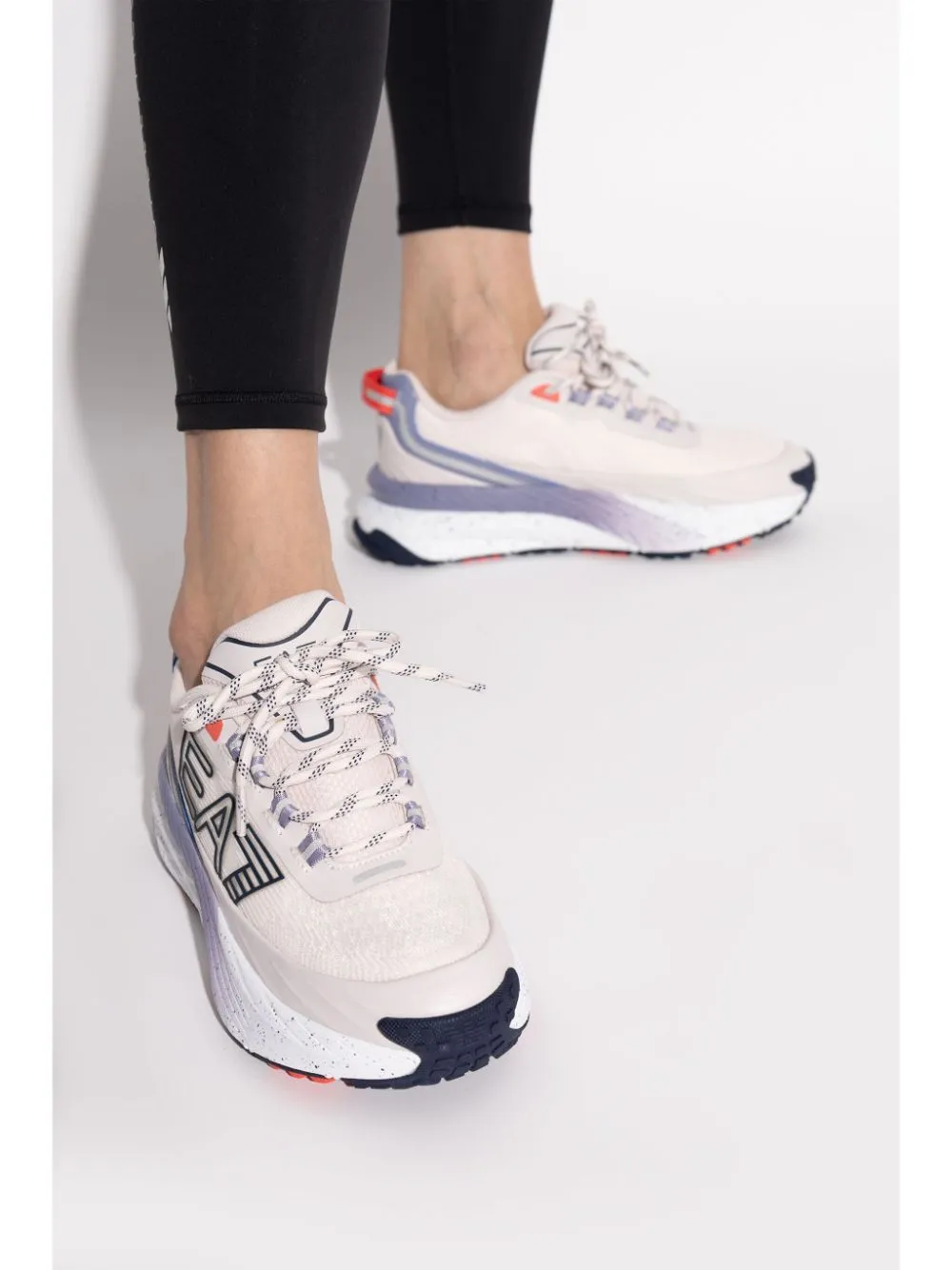 Crusher distance sonic trail sneakers