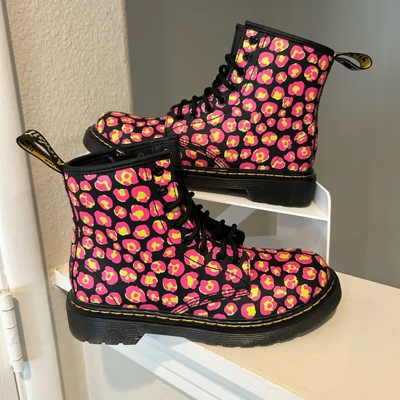 Dr Doc Martens 1460 J Pink Leopard Hydro Leather Combat Boots Youth Girls Size 2