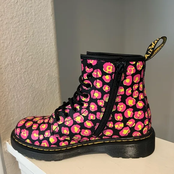 Dr Doc Martens 1460 J Pink Leopard Hydro Leather Combat Boots Youth Girls Size 2
