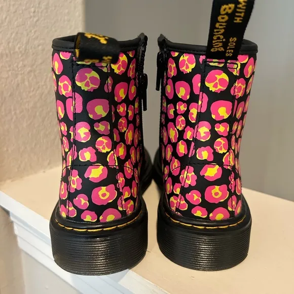 Dr Doc Martens 1460 J Pink Leopard Hydro Leather Combat Boots Youth Girls Size 2