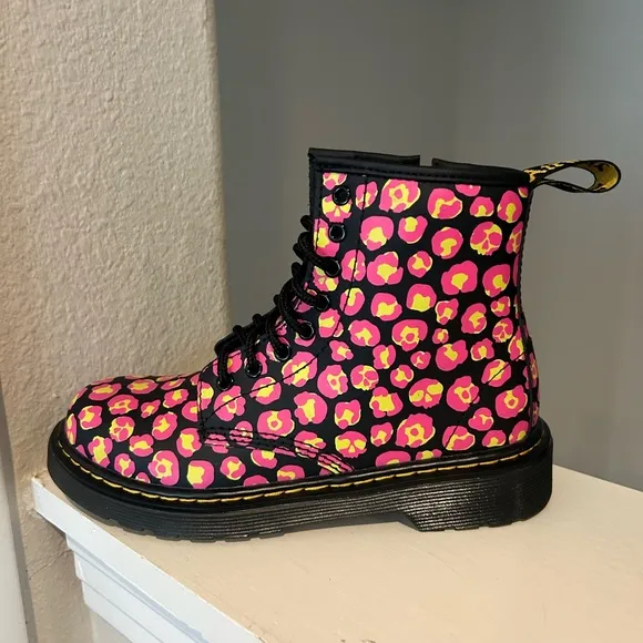 Dr Doc Martens 1460 J Pink Leopard Hydro Leather Combat Boots Youth Girls Size 2