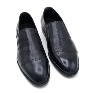 Eminent Comfortable Slip-On Leather Moccasins - Black