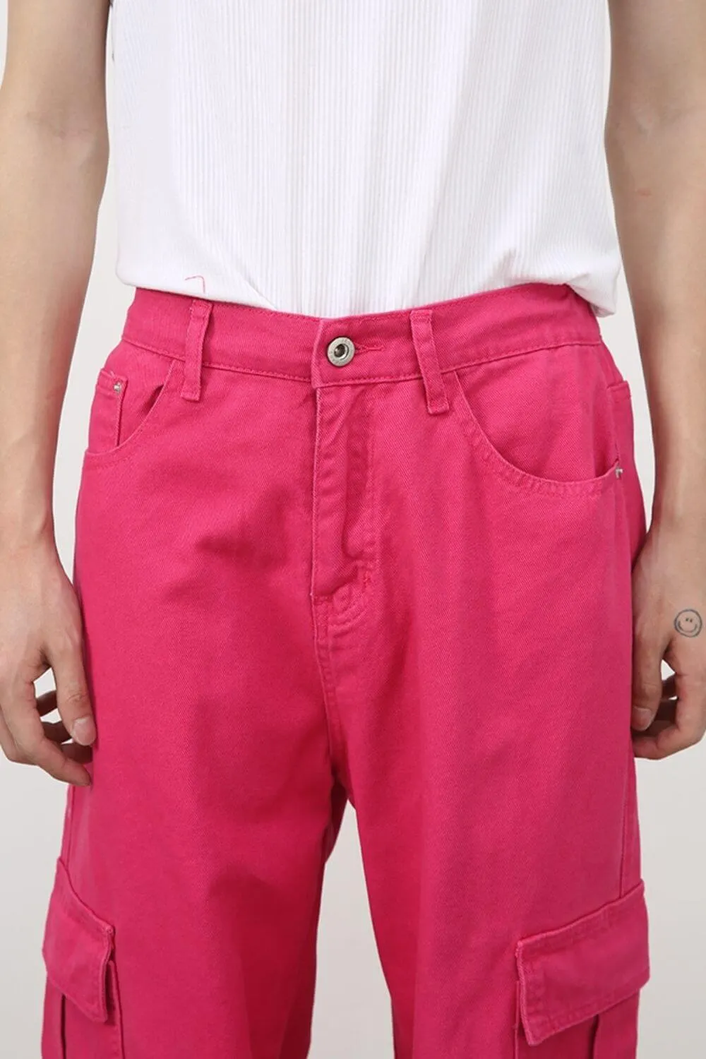 Men’s Loose Fit Cargo Pocket Jeans – Utility Style