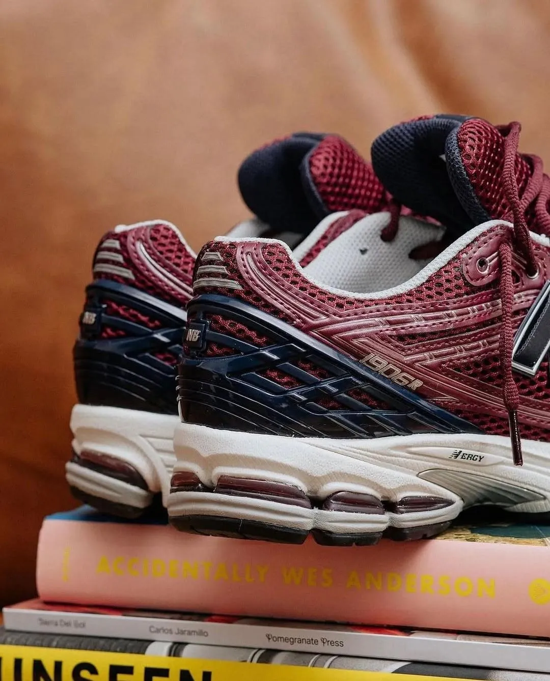 New Balance 1906R Burgundy Black