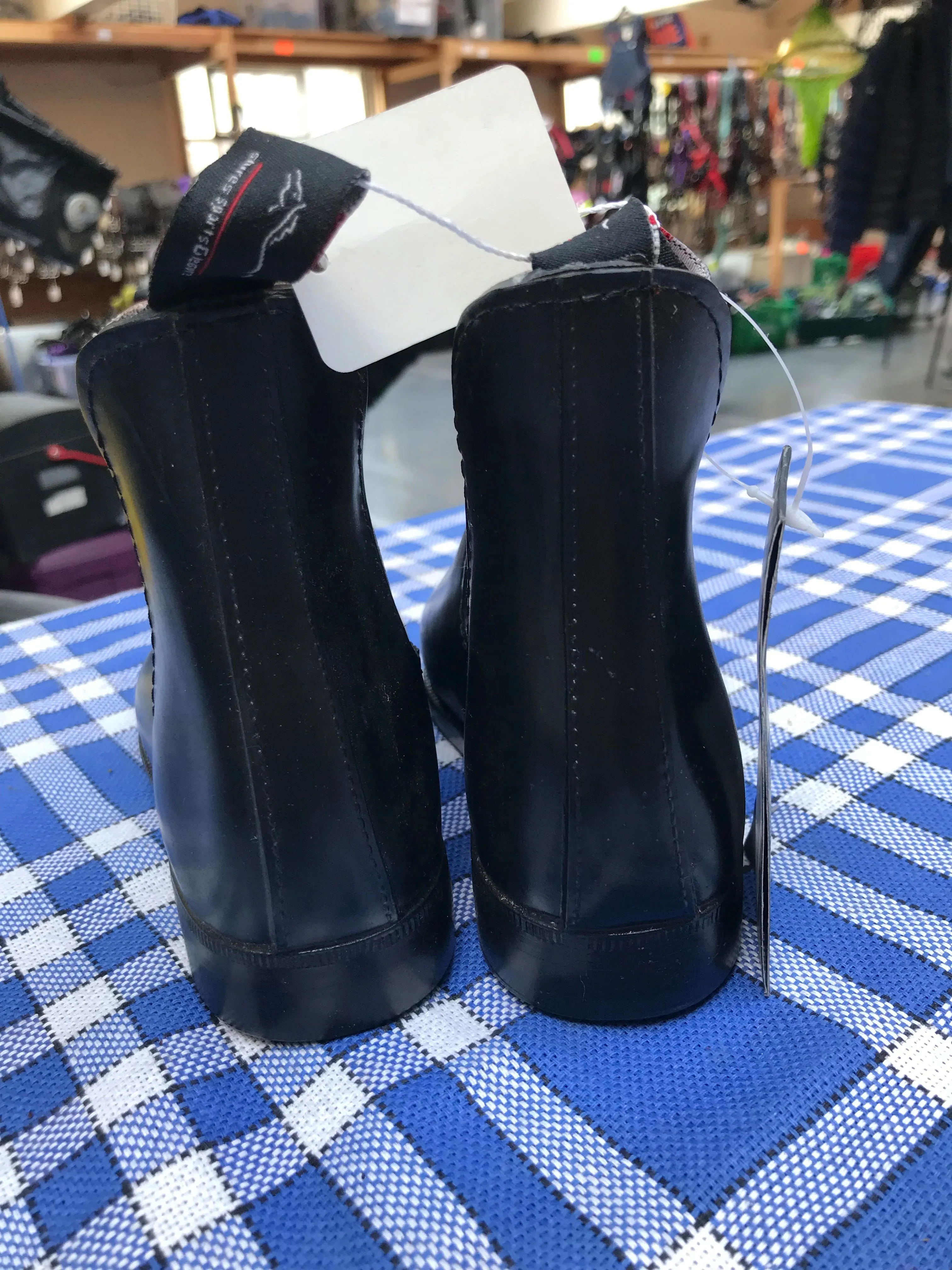 New shires black jodhpur boots children’s size 13