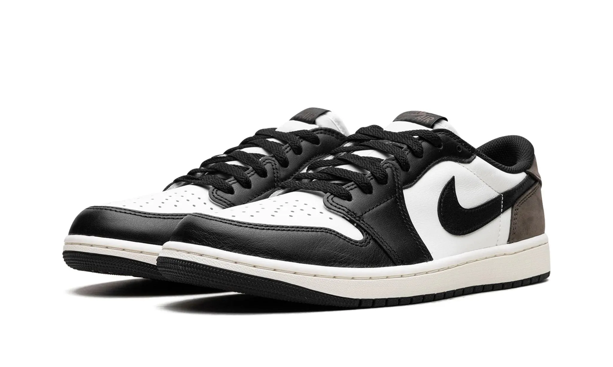 Nike Air Jordan 1 Retro Low OG Mocha
