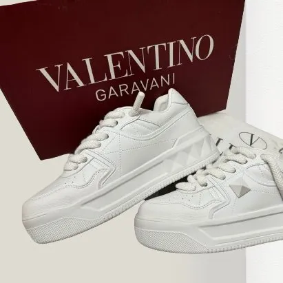Valentino Garavani Sneakers Full-White [LA OFERTĂ]
