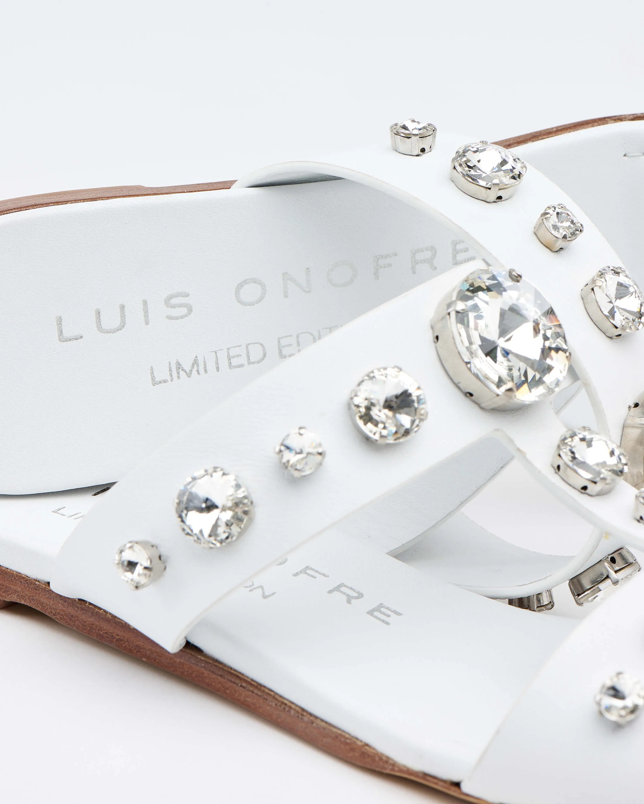 Velours White Flats