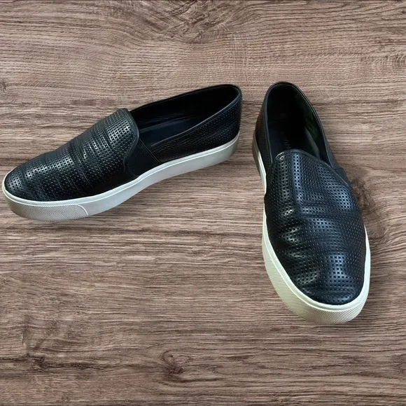 Vince Blair Black Slip-On Casual Sneaker Womans Sz. 8M Perforated Leather