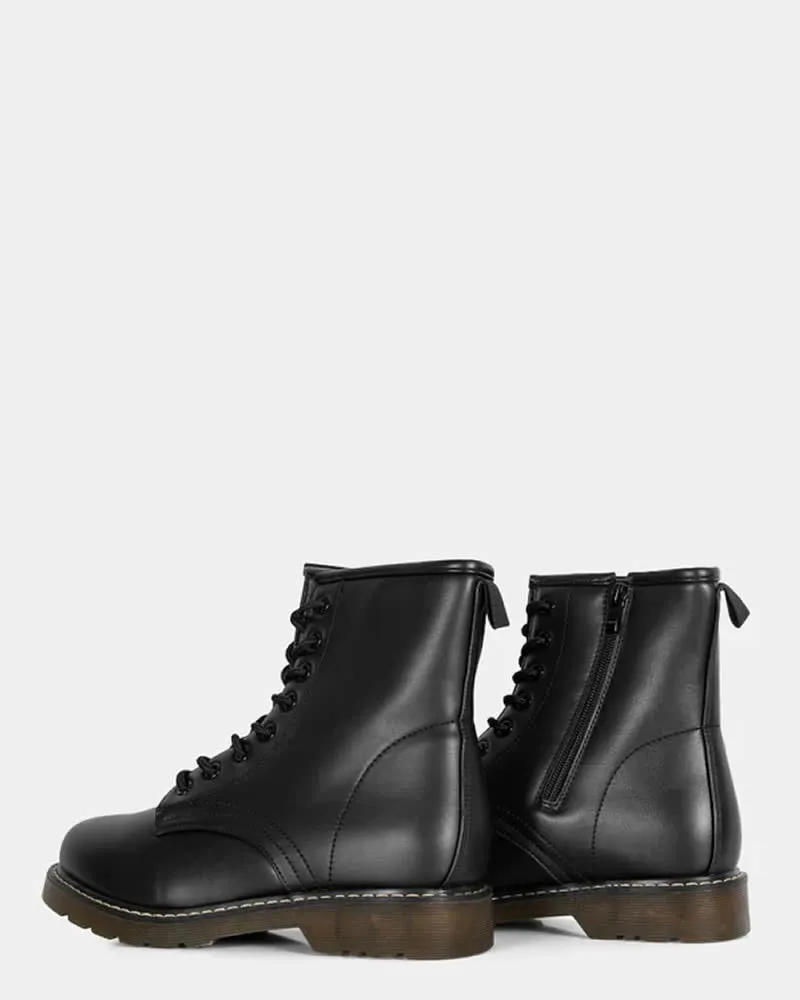 Wildfire Shoes Resist Combat Boots Black